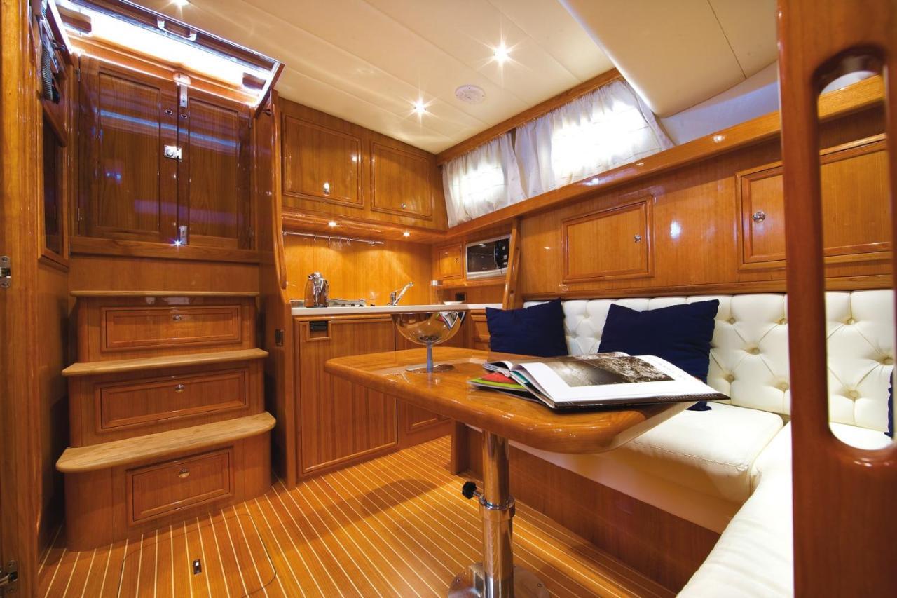Night On Board Hotel La Maddalena  Exterior photo